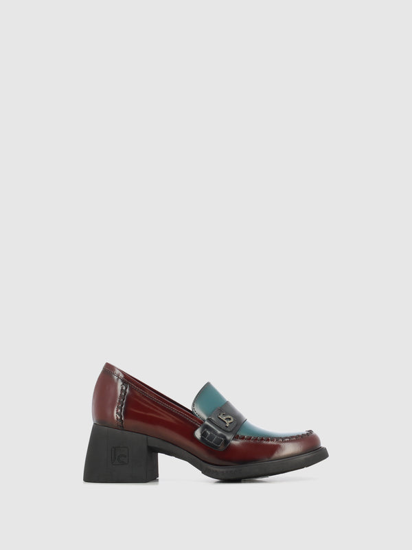 Sapatos Mocassins em Carmesim
